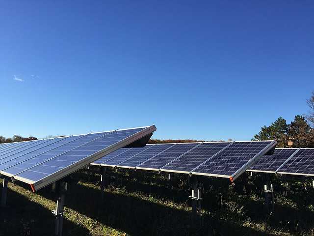 Trump slaps tariffs on foreign solar cells and washing machines