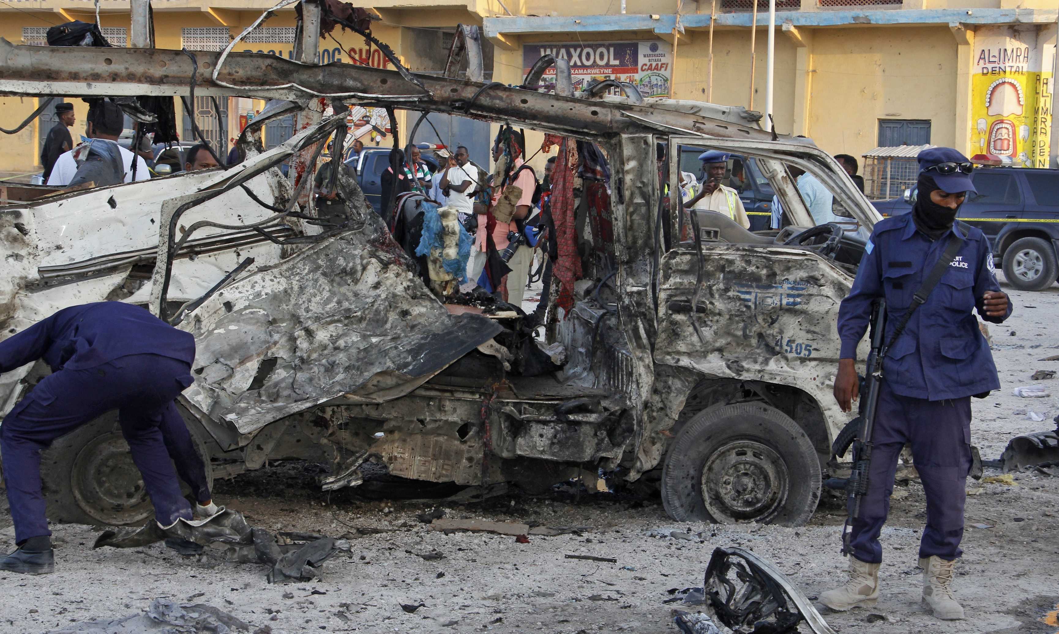 Death toll from Somalia car bombings climbs to 358