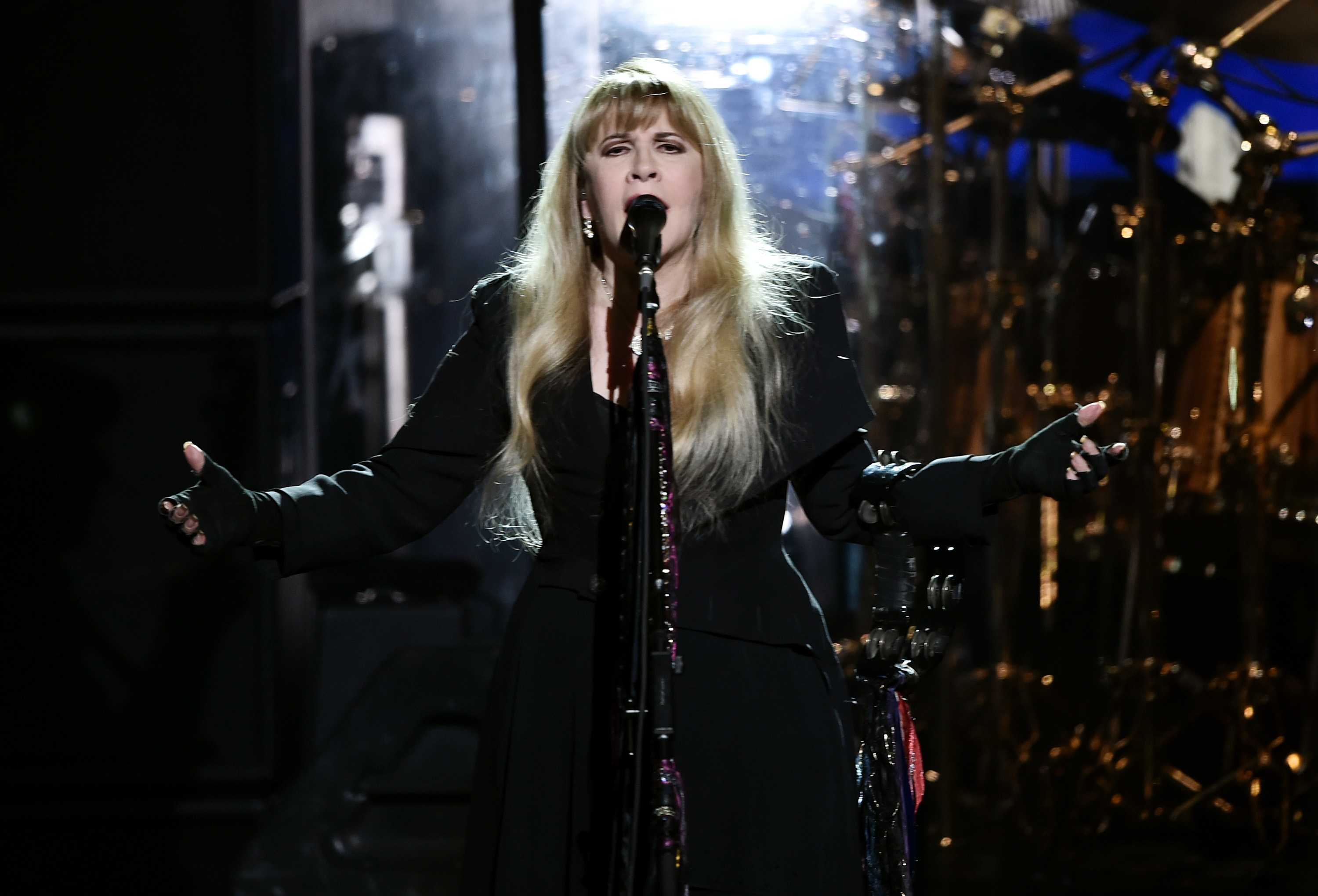 Stevie Nicks reveals Fleetwood Mac's 'paid the same' policy