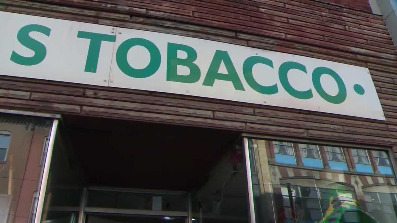 South Side robber takes pepper spray from store owner's wife and uses it on her