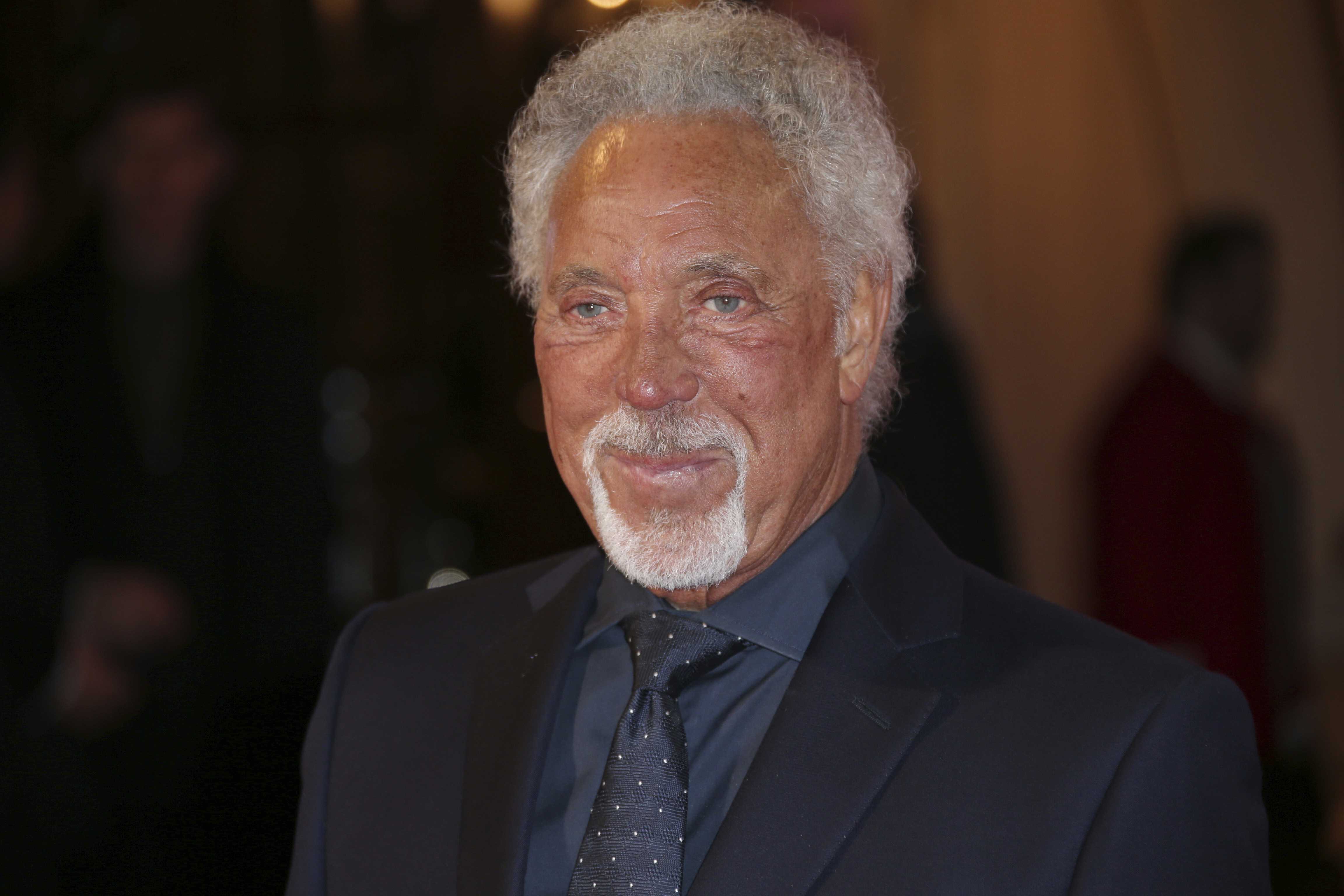 Singer Tom Jones postpones US tour due to health issues - Louisville