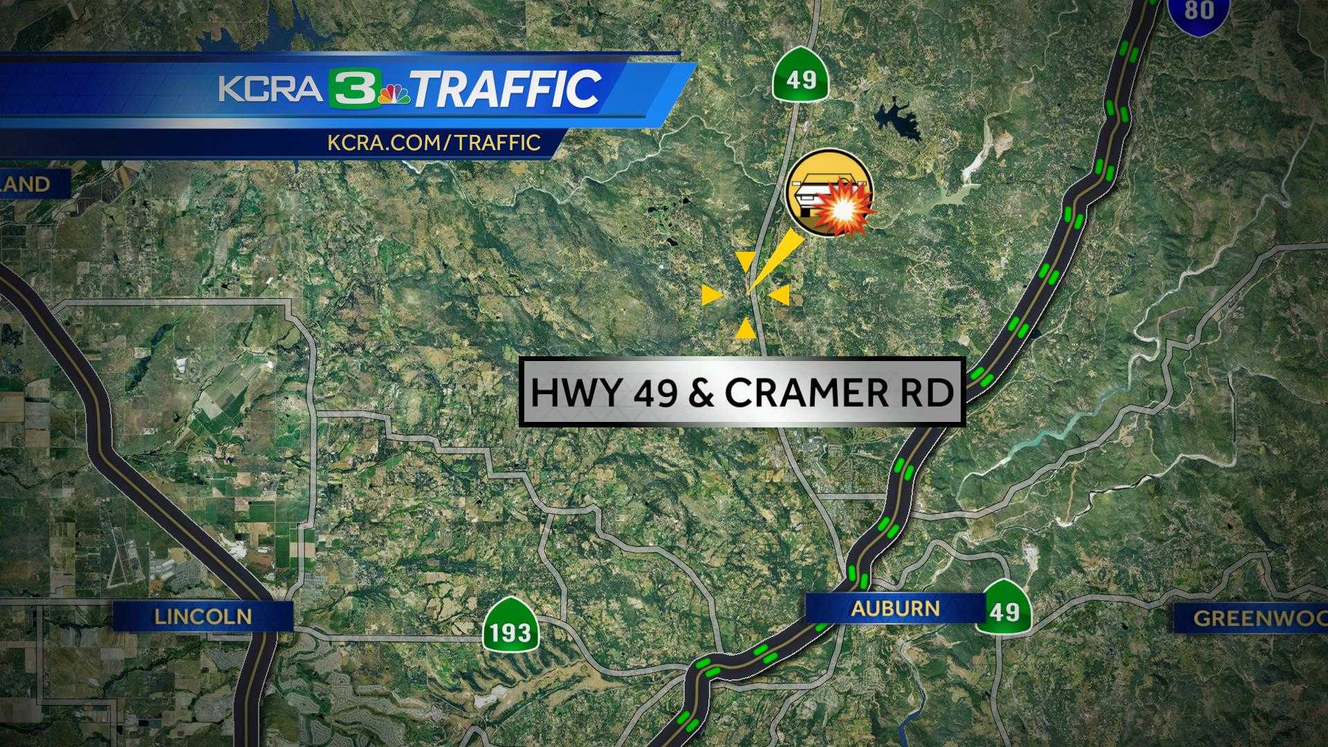 Head-on crash stalls traffic on HWY 49 in Auburn