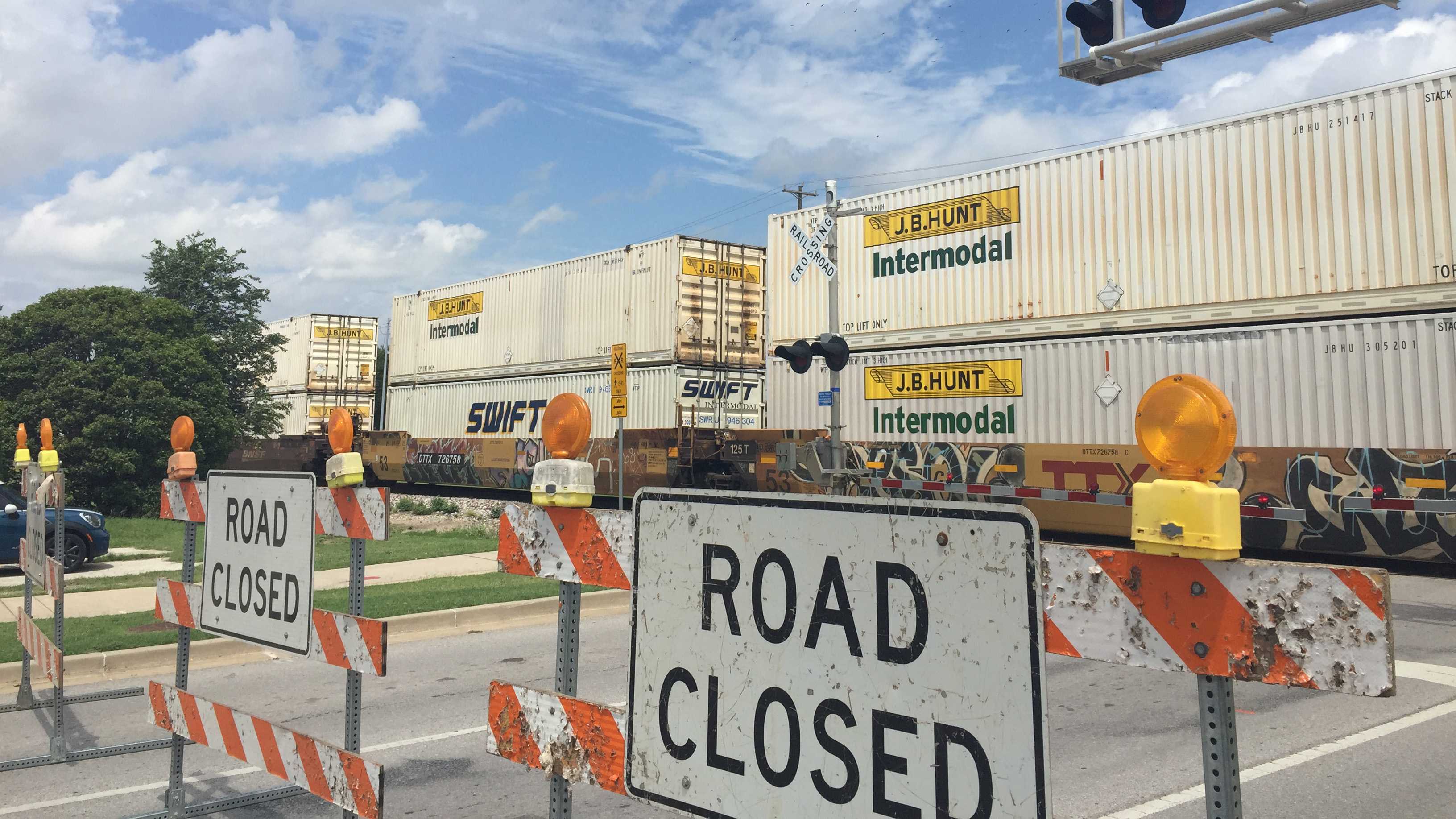 Bicyclist dies after being hit by train in Norman