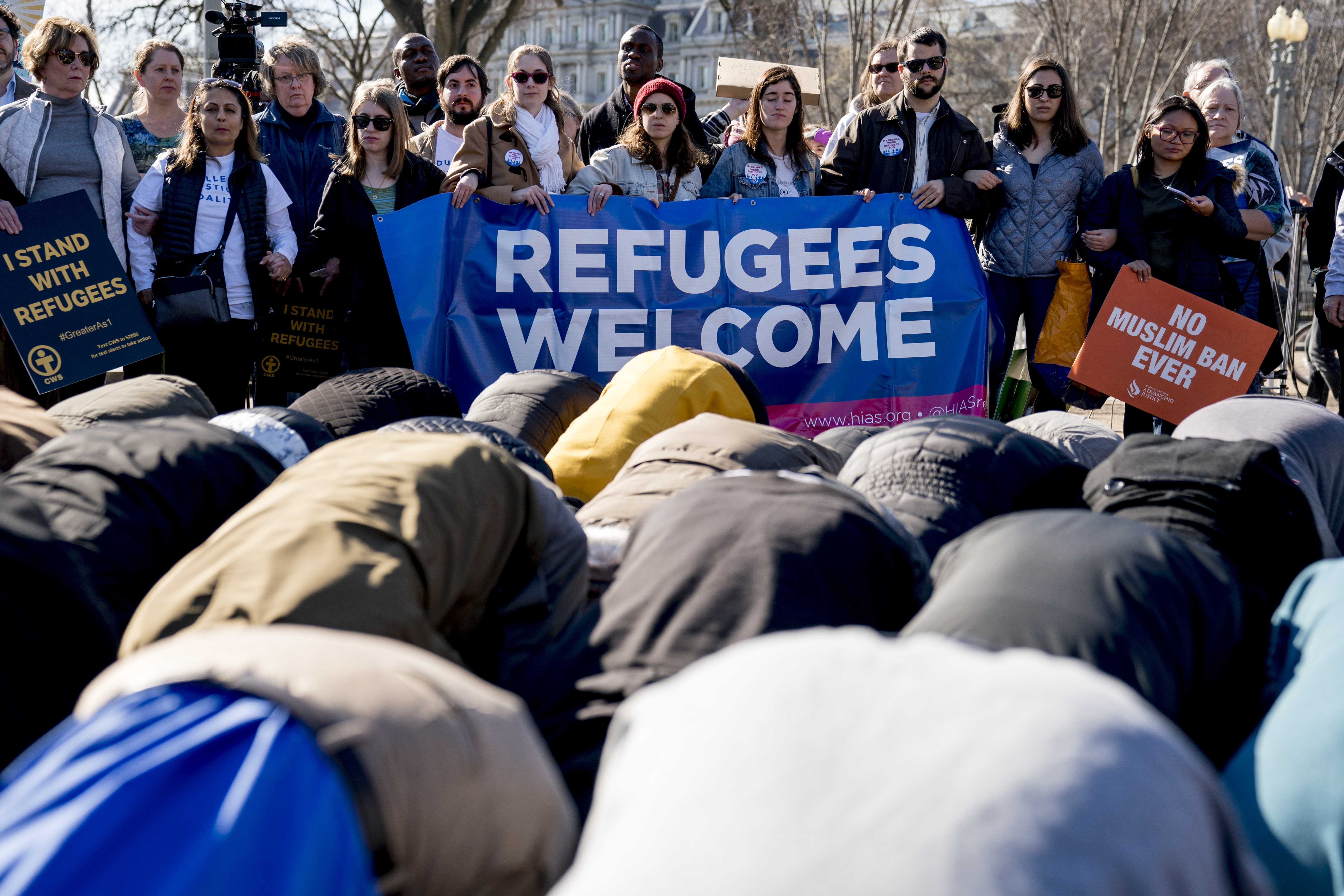 US Appeals Court Rules Trump's Immigration Order Violates Rights of Muslims