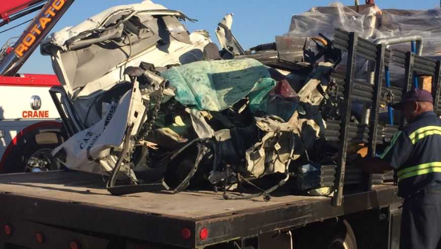 Deadly crash snarls traffic on I-5 in Elk Grove