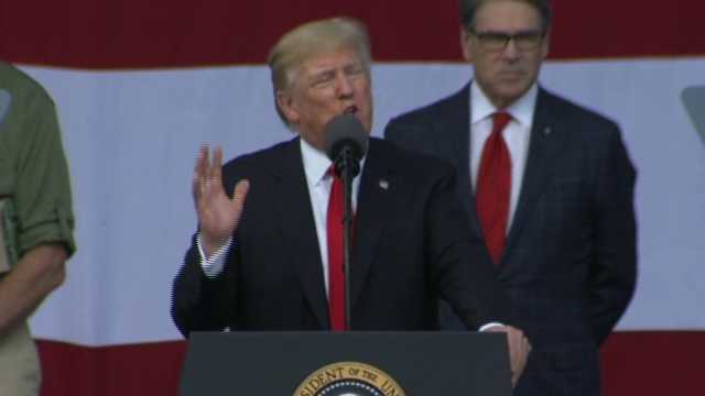 Boy Scouts executive apologizes after Trump speech