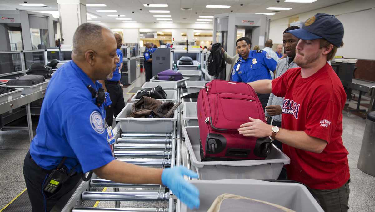 airport carry on restrictions