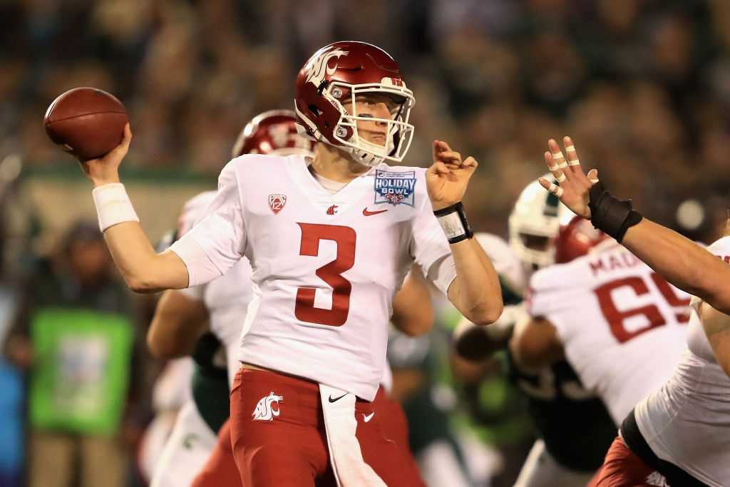 Washington State QB Tyler Hilinski dead of apparent suicide, police say