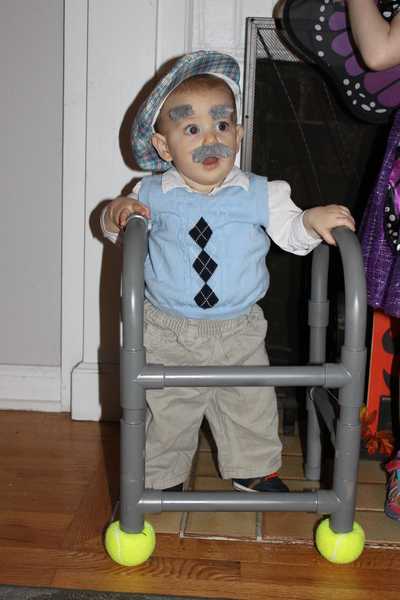 Old man costume diy Insanely Easy to Make Costume Ideas. Posted on January 31, by Creative P. Adorable Old Folks on a Bench. Costume by Caron R., Lavonia, GA. I love an easy to make costume for children. After struggling with finding a theme that would work for a boy and a girl I came up with the perfect idea! I had so much fun putting these adorable.