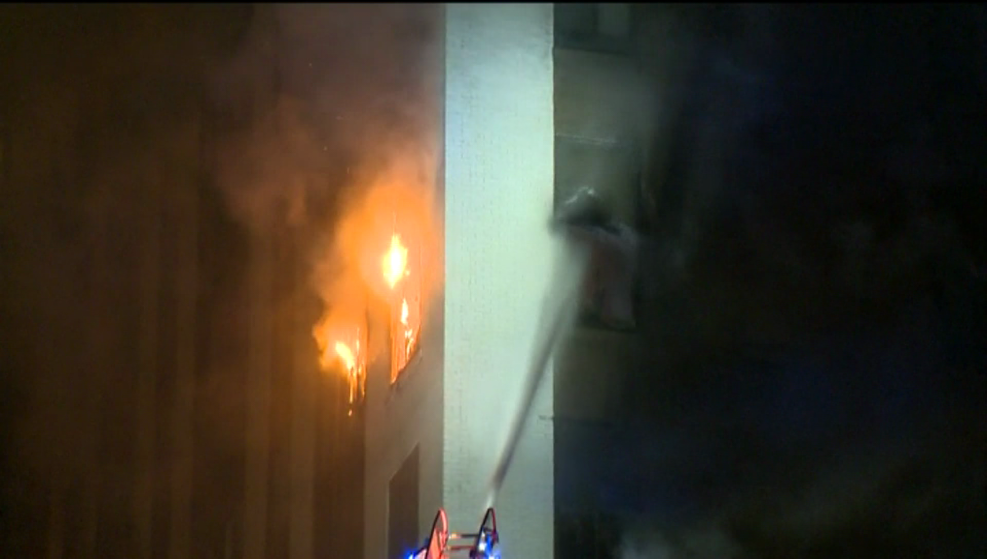 1 woman killed in downtown Pittsburgh high-rise fire