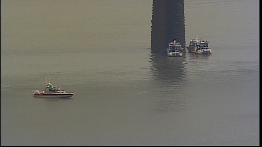 Woman's body pulled from Ohio River after car plunges off railroad bridge