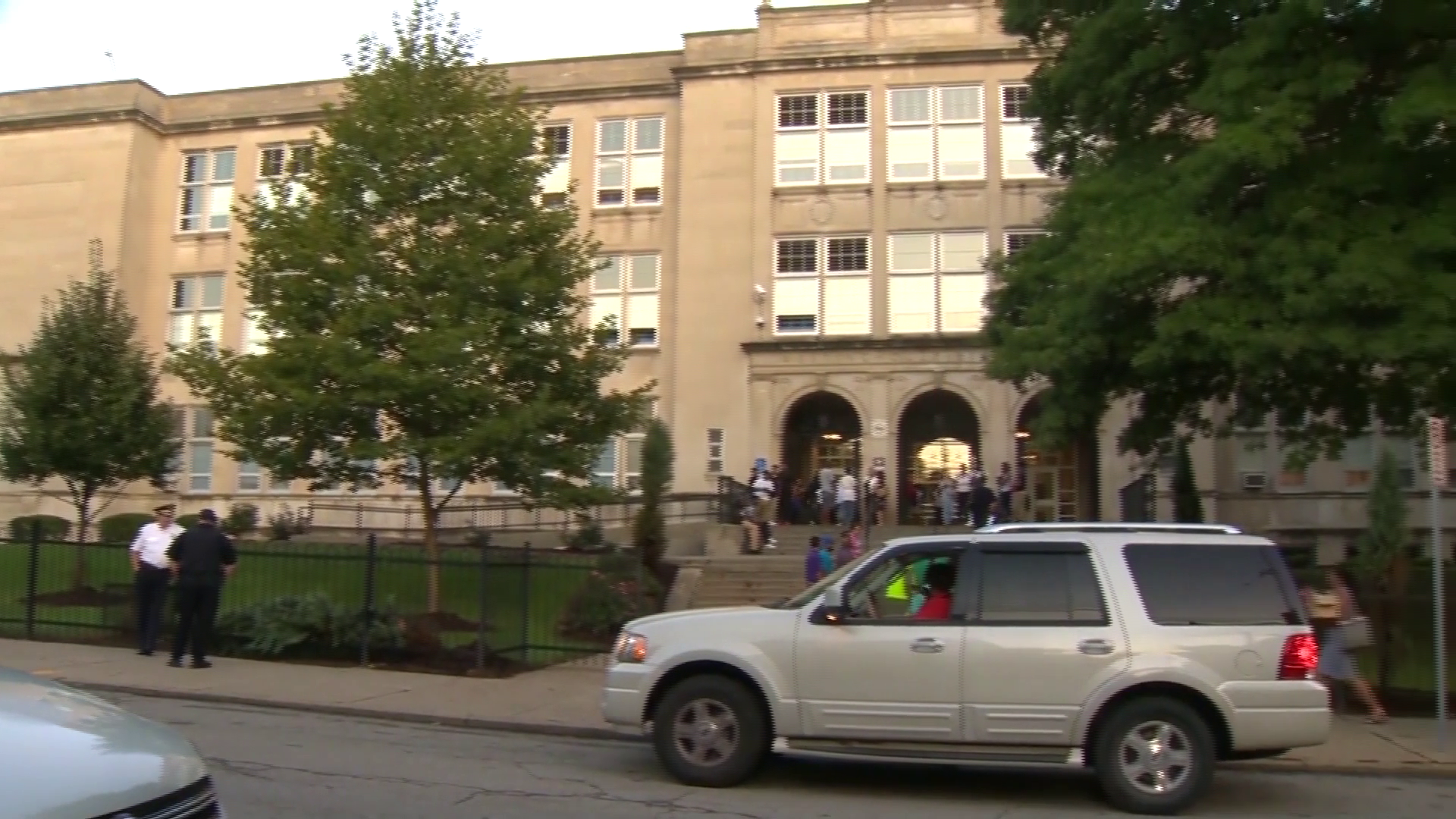 ‘I’m extremely excited! I’m ecstatic!’ Classes resume Monday for many students in Pittsburgh Public Schools