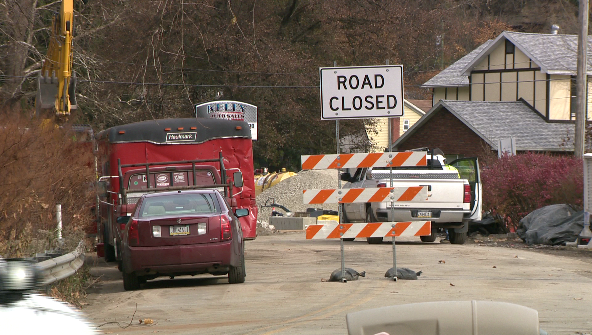 "There's no excuse for this:" Elizabeth Township business owners, residents frustrated with construction delays