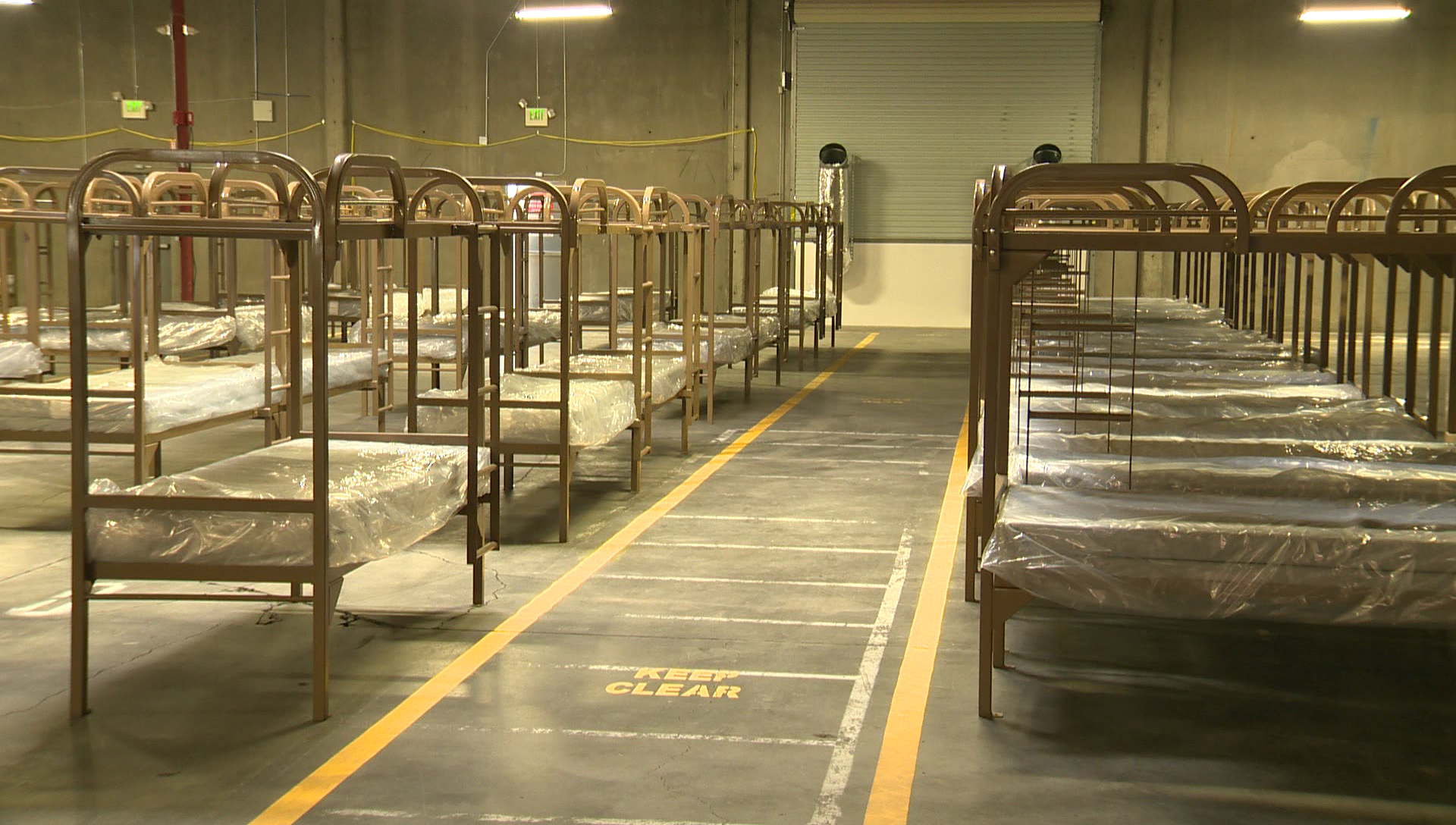 Sacramento opens new temporary homeless shelter