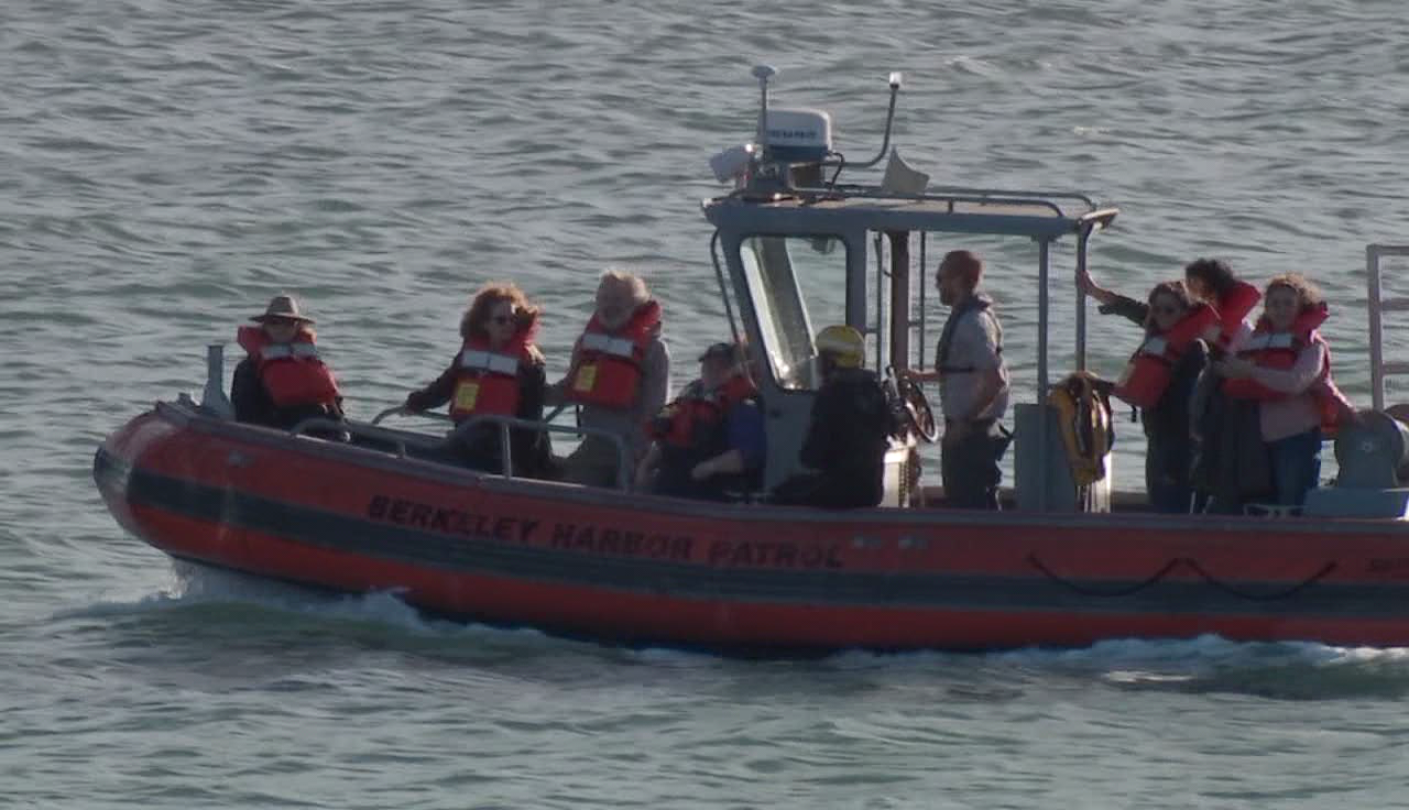 More than 40 people rescued from water taxi in Berkeley