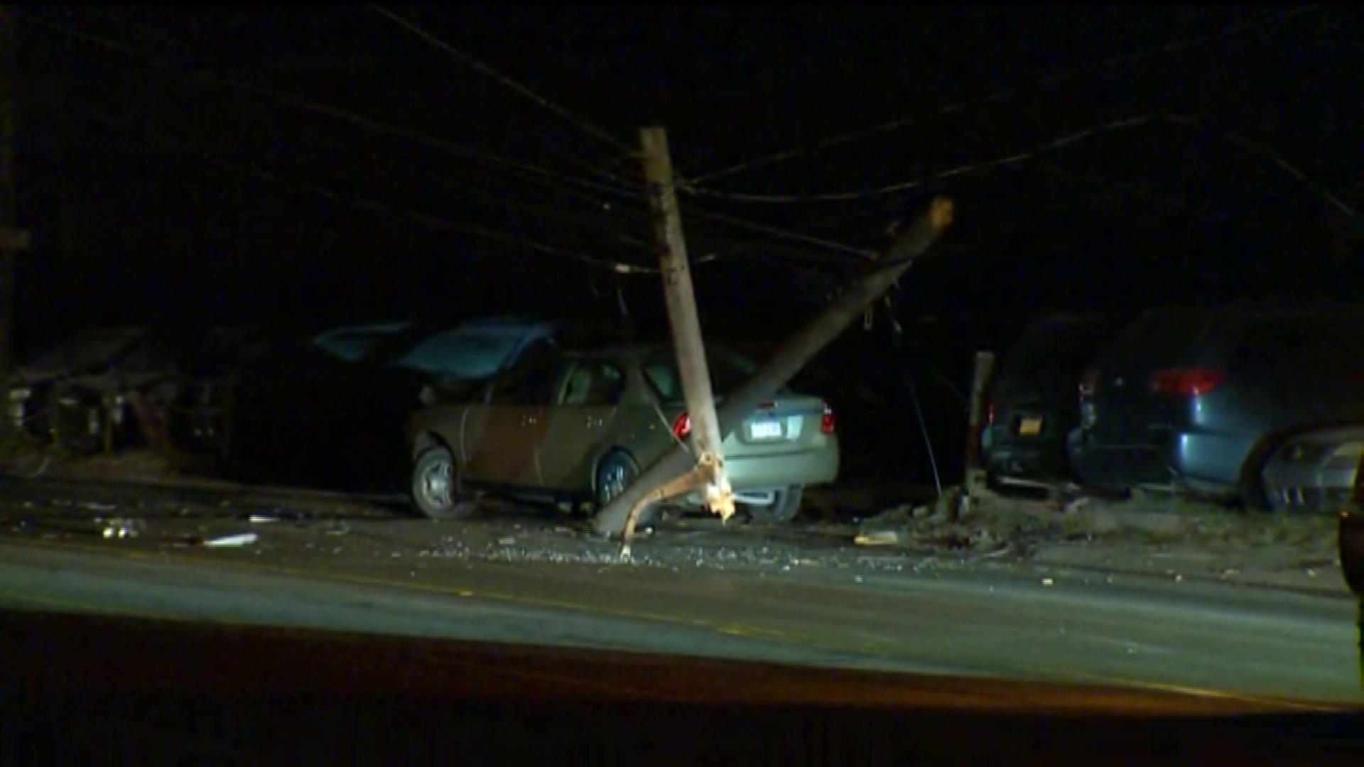 Crash shuts down portion of Route 51 in Pittsburgh