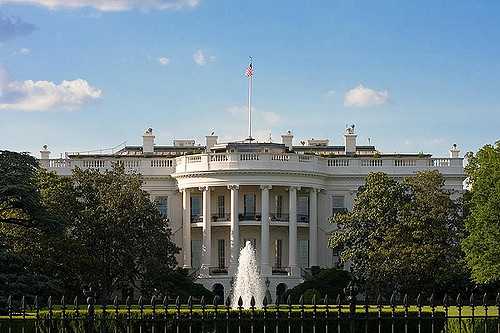 White House hires special counsel amid Russia probes