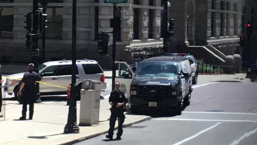 Man arrested after storming into federal courthouse, making threats