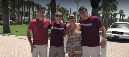 Wrestling coaches chase down robber who stole woman's purse