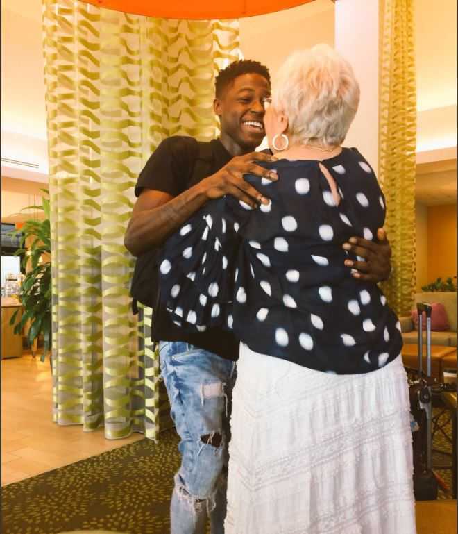Young rapper befriends grandma over Words with Friends Young rapper befriends grandma over Words with Friends