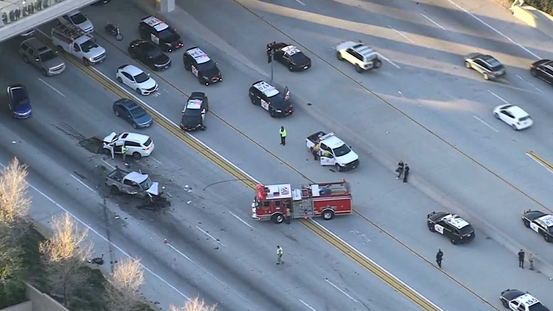 1 killed in wrong-way California freeway crash
