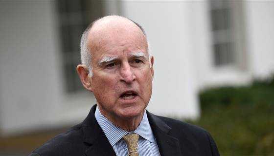 Gov. Brown signs California sanctuary state bill into law