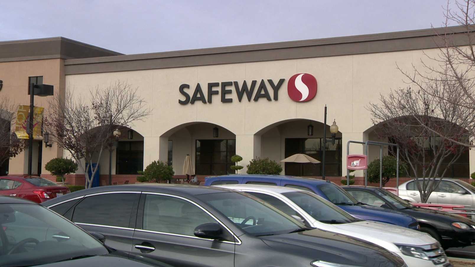 Sheriff's deputies find grenades near Stockton Safeway