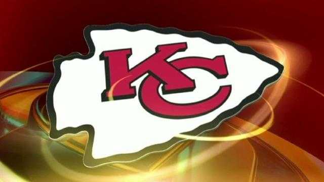 Chiefs, Steelers playoff game moved to Sunday night