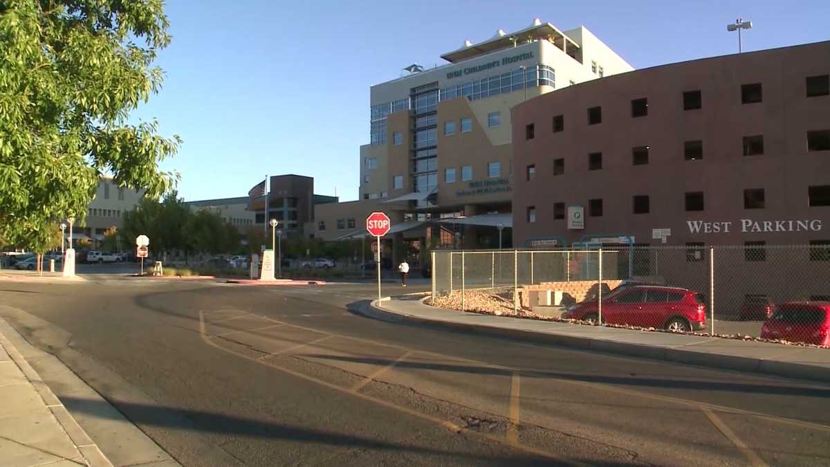 UNM Hospital free flu shot clinic locations