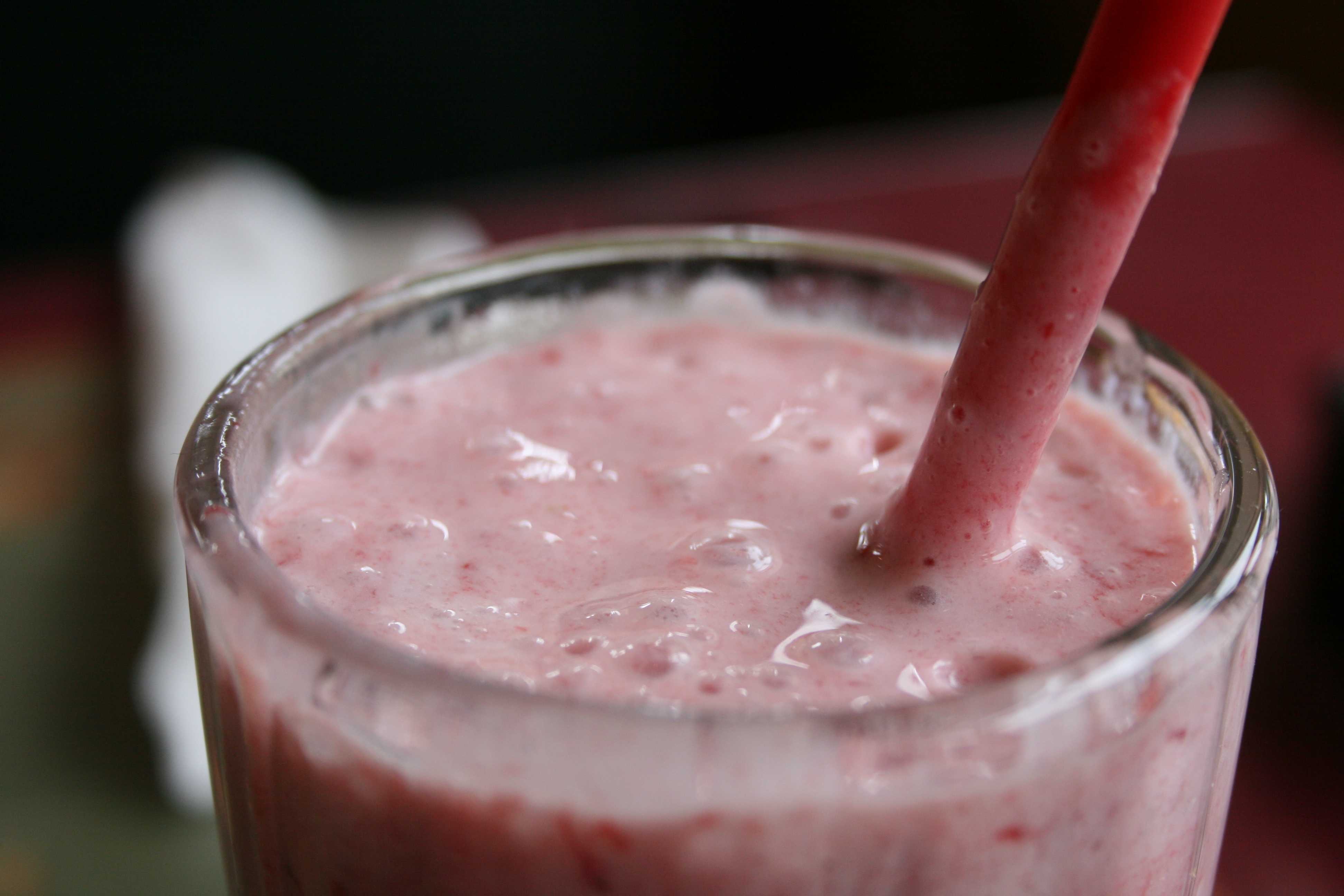 Hepatitis A from Egyptian berries infects 50 in 4 states