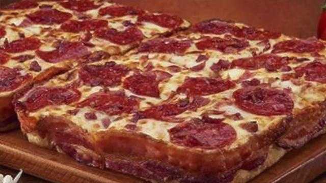Muslim man sues Little Caesars over pizza labeled 'halal'