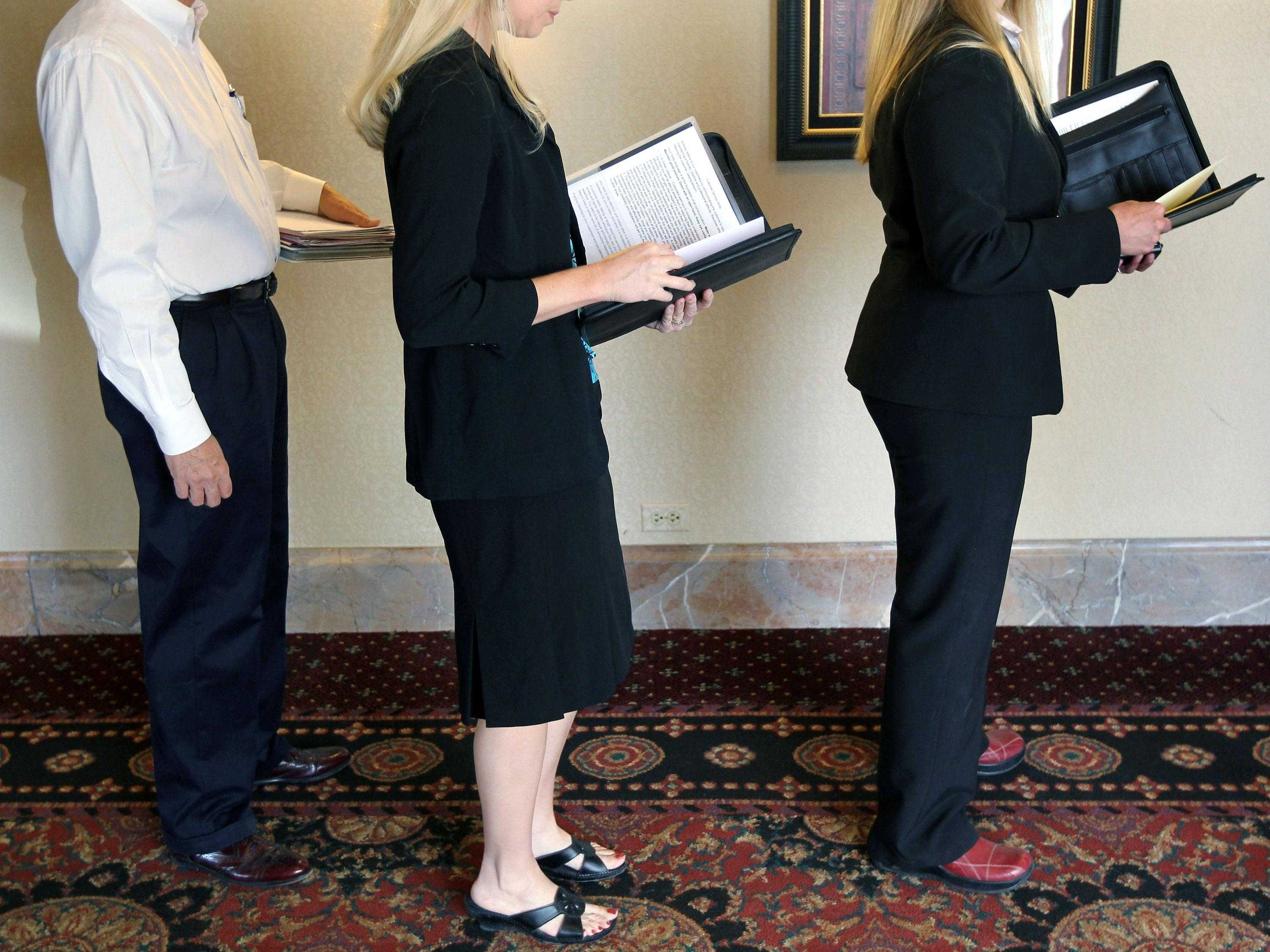 Hiring up in 9 US states, jobless rates at record low in 4