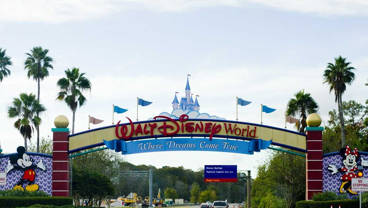 Walt Disney World annual passholders to get special ...