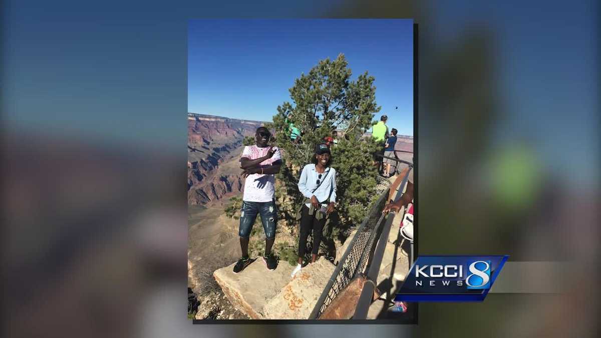 Iowa man falls nearly 300 feet off cliff in Grand Canyon