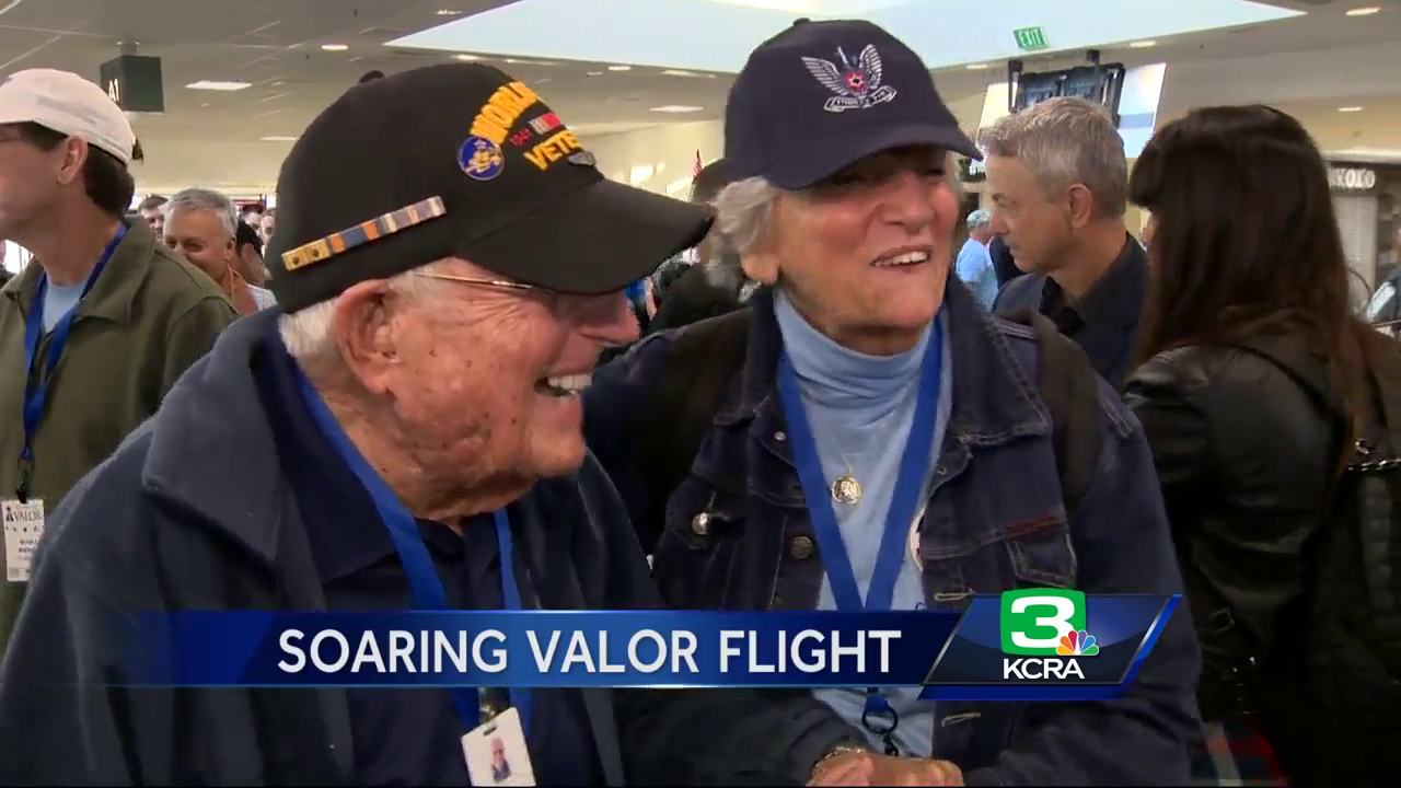 Actor Gary Sinise honors veterans with trip to World War II Museum