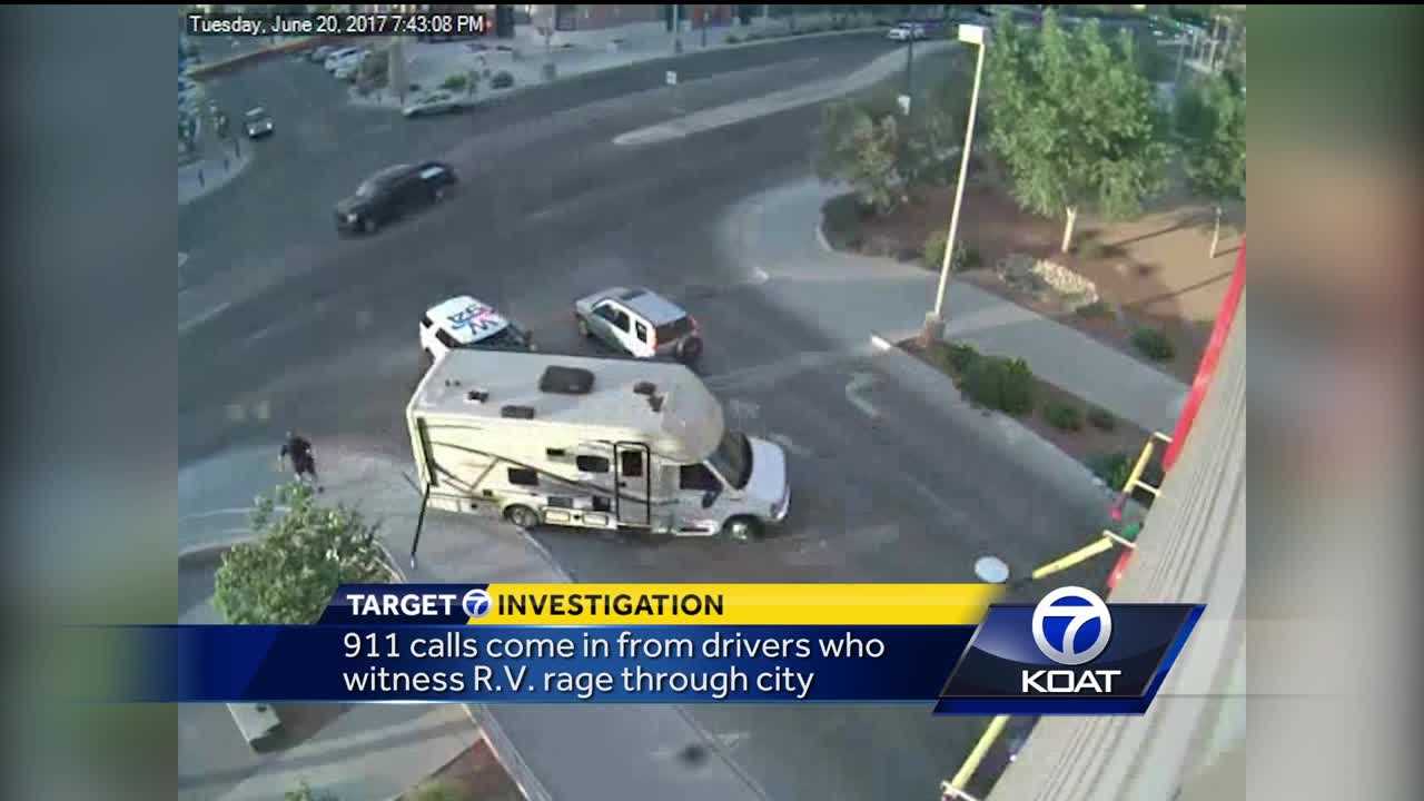 911 calls released: Drivers terrified during chaotic citywide chase