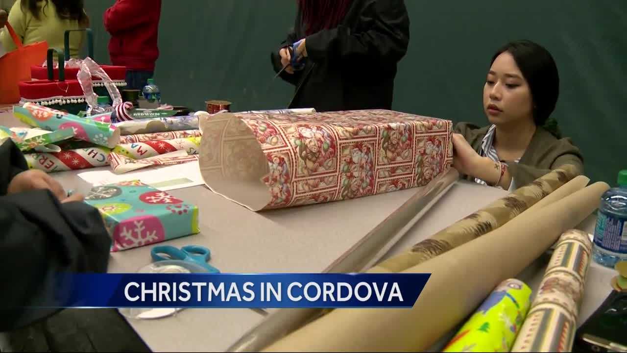 Santa's elves come to rescue for 'Christmas in Cordova' event
