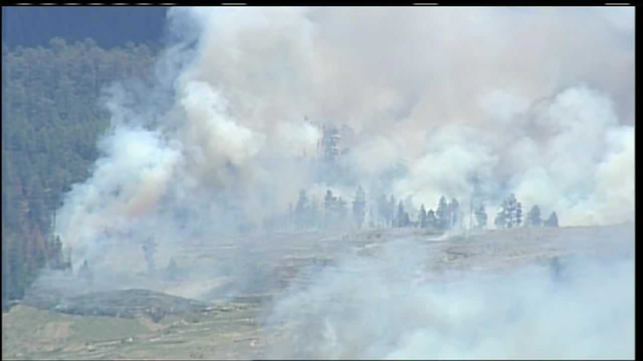 Sky 7 video footage over El Cajete Fire
