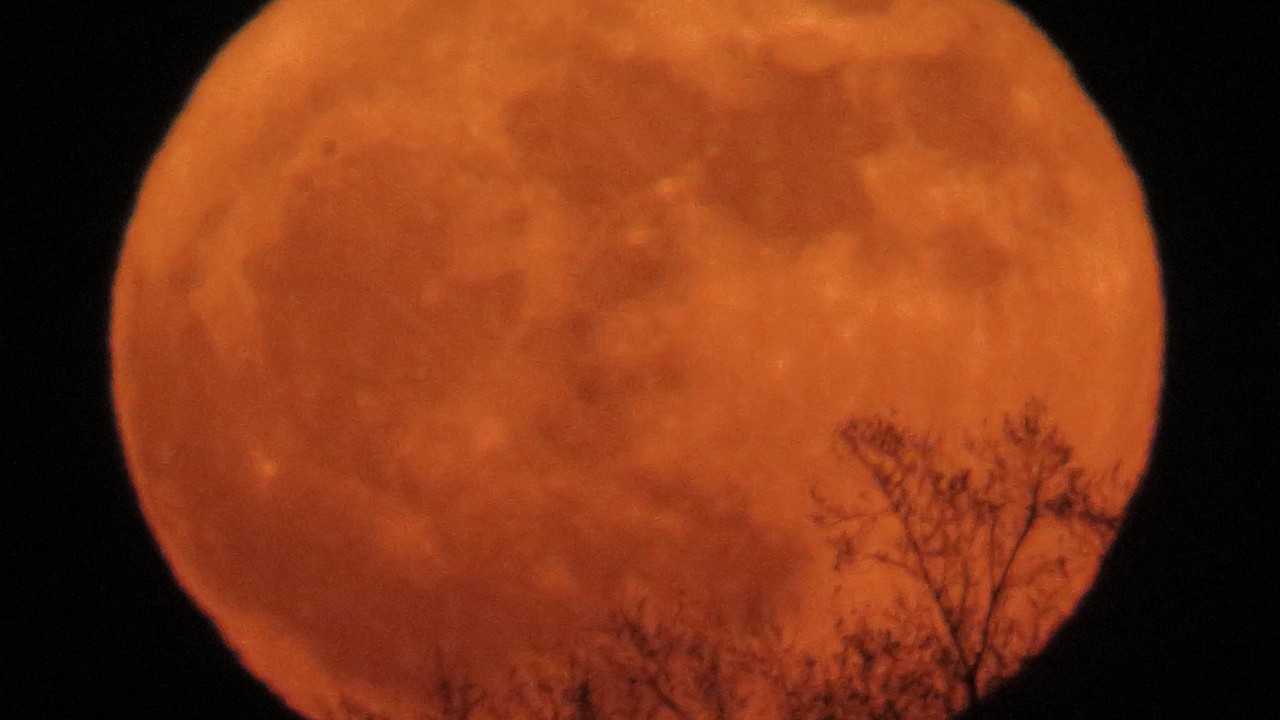 January will be a mega-special month for moon gazers