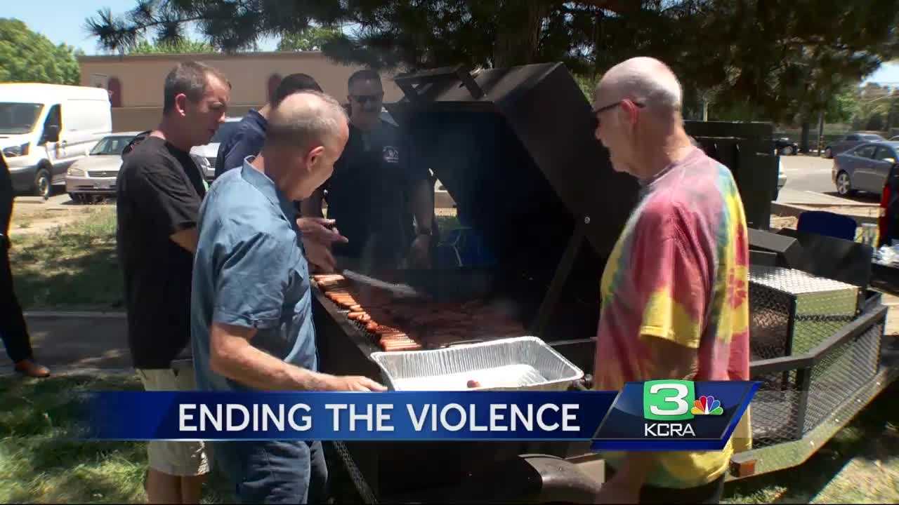 Community BBQ brings ‘hope’ amid Oak Park violence