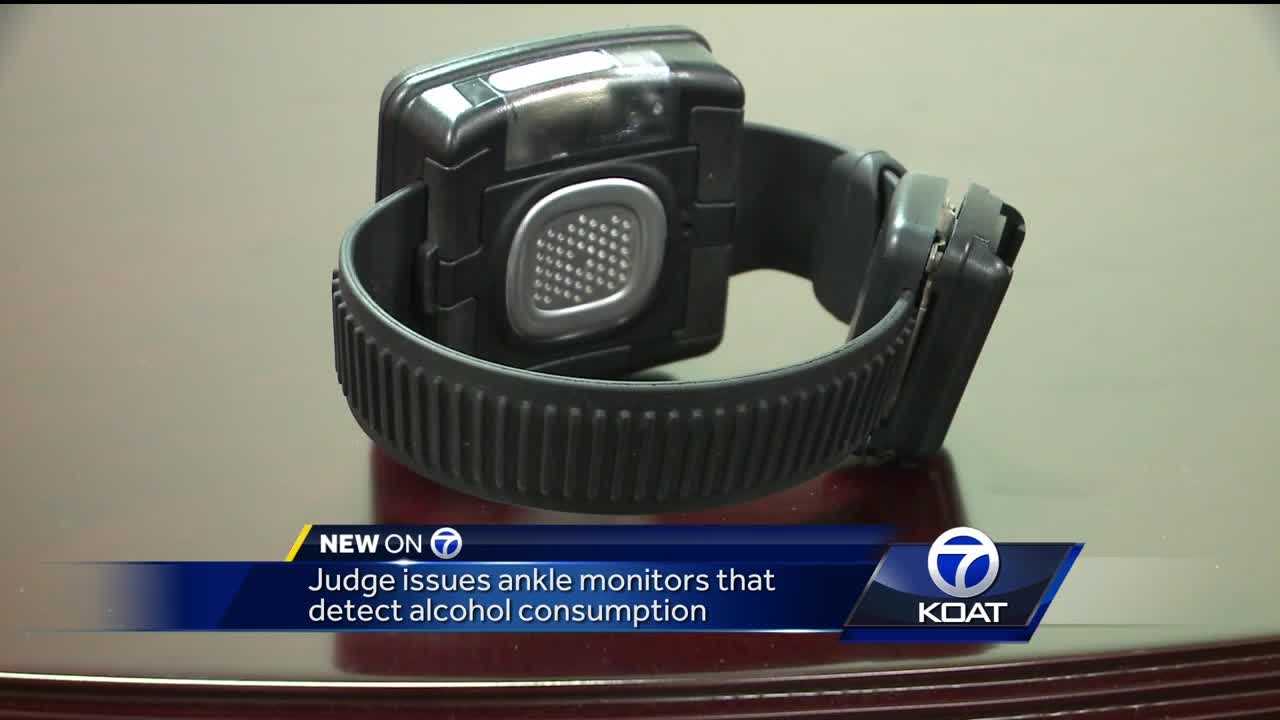 New ankle monitors detect alcohol