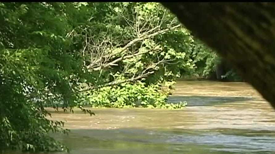 High waters create dangerous conditions for Cincinnati swimmers, boaters - WLWT Cincinnati
