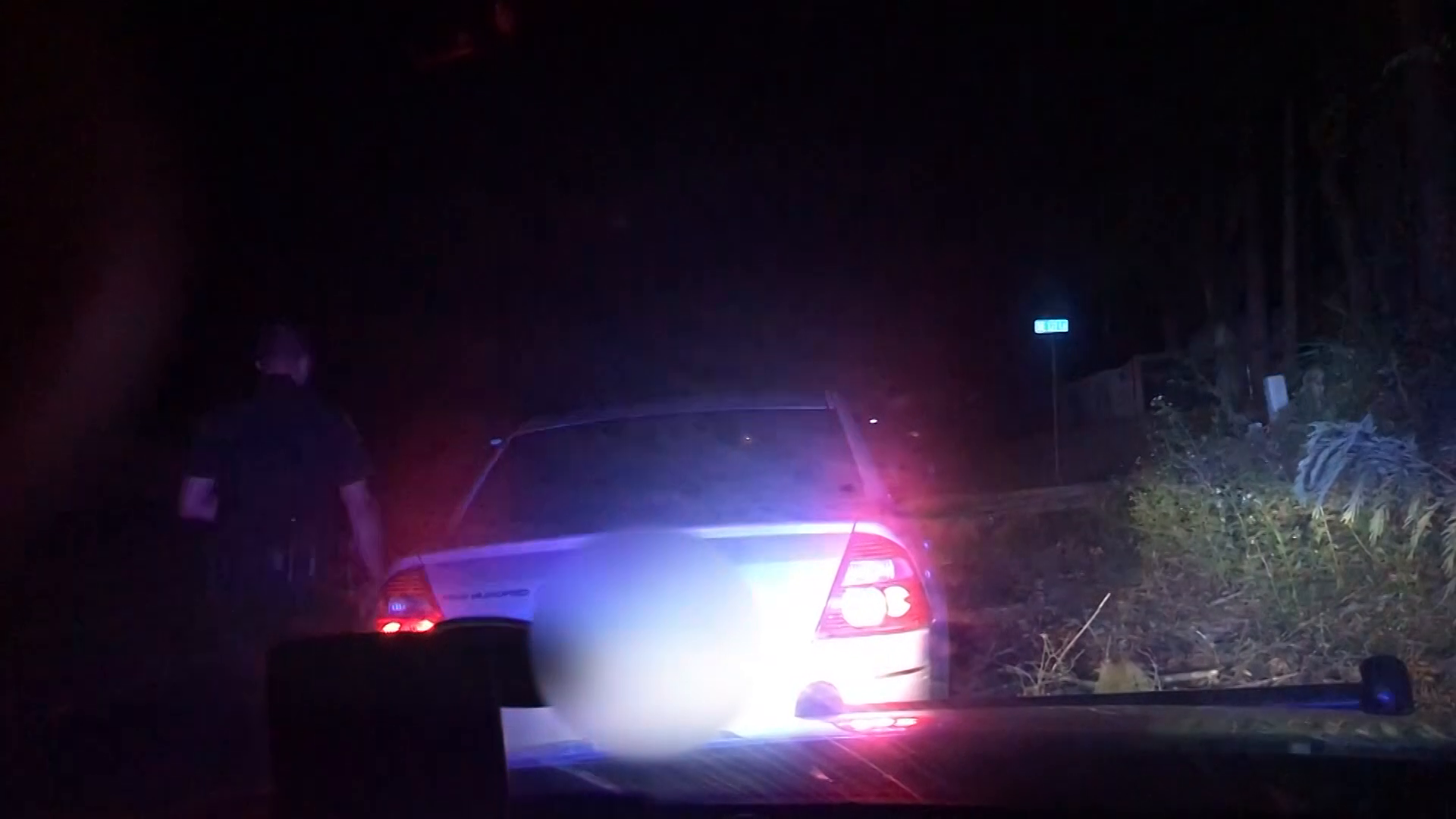 Teen impersonates deputy to 'impress' his girlfriend