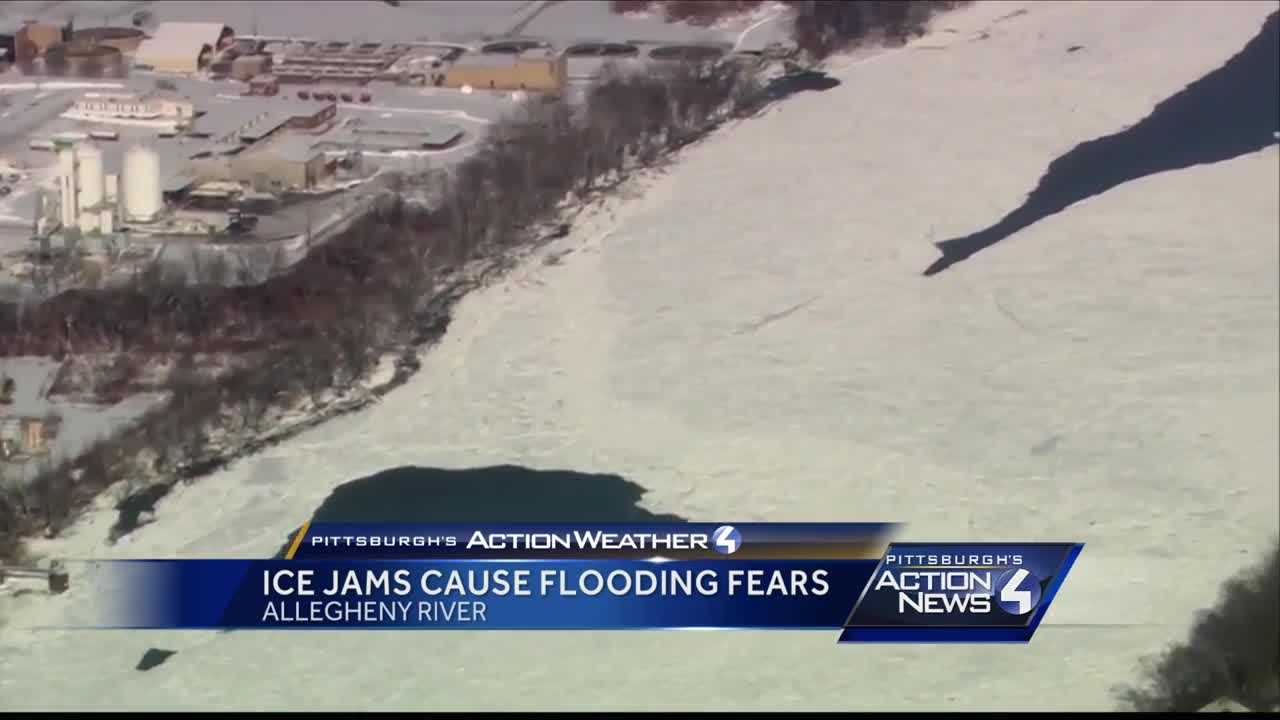 Massive ice jam poses threat on Allegheny River