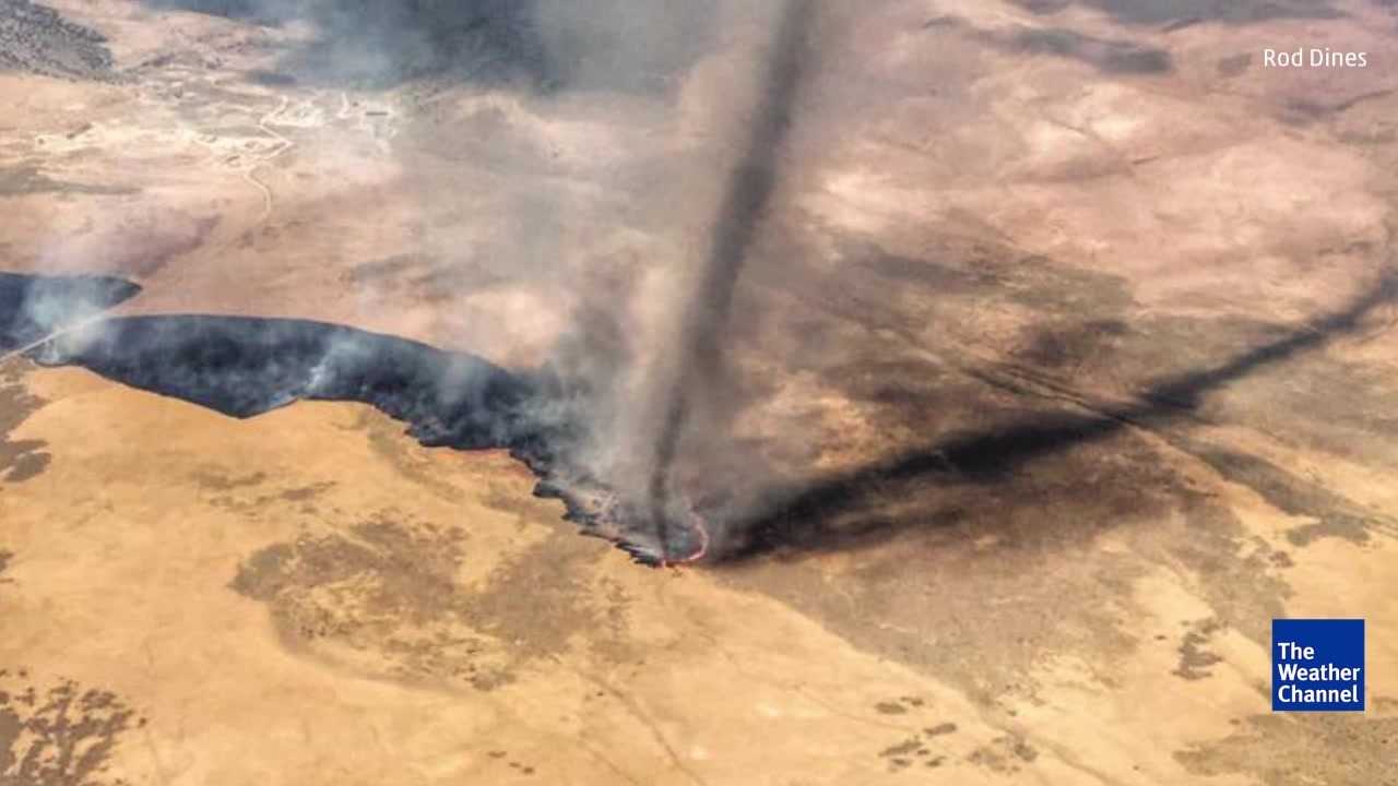 Fiery whirlwind spotted during wildfire
