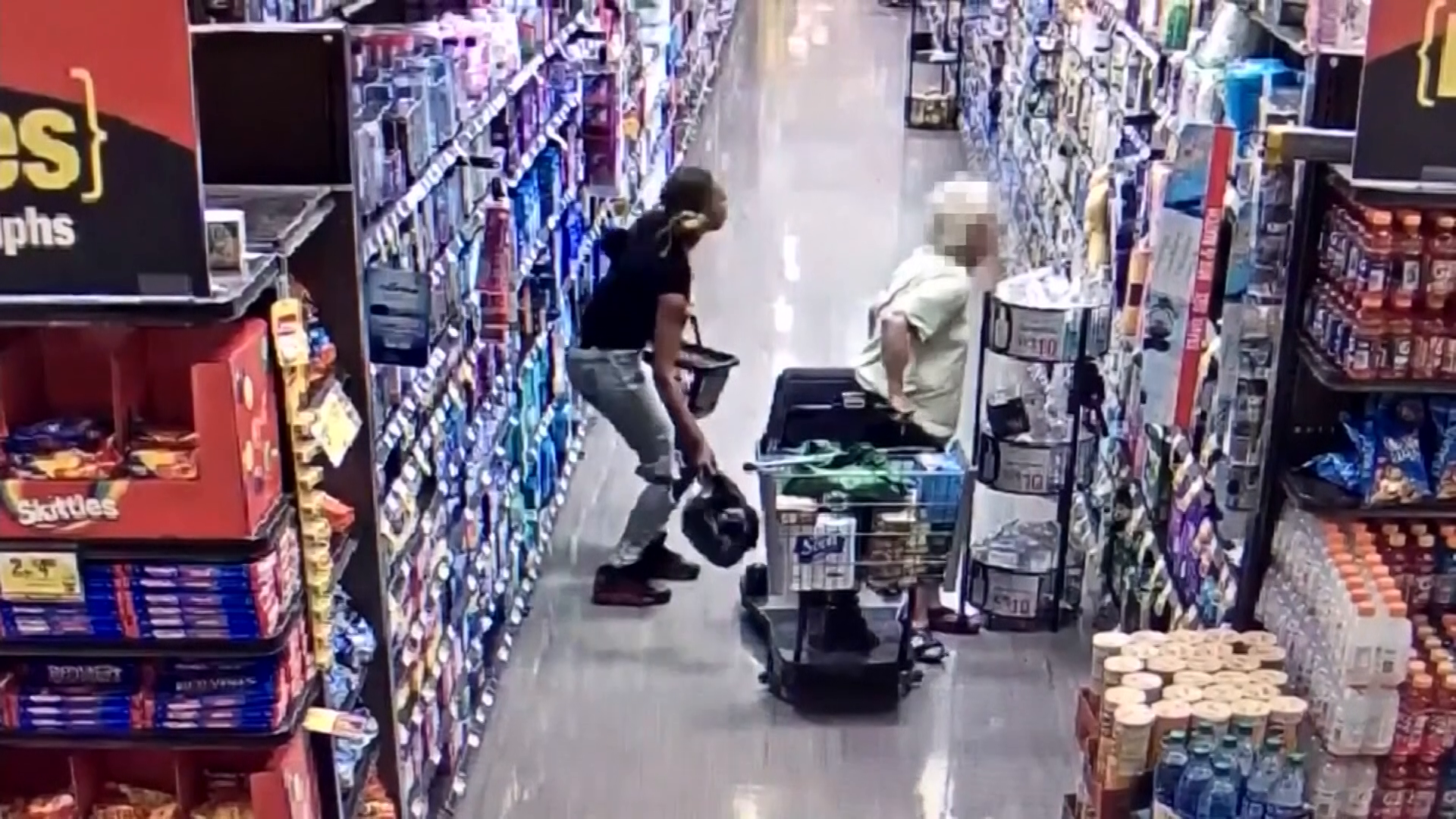 'That's just wrong': Surveillance video shows thief snatch elderly woman's purse