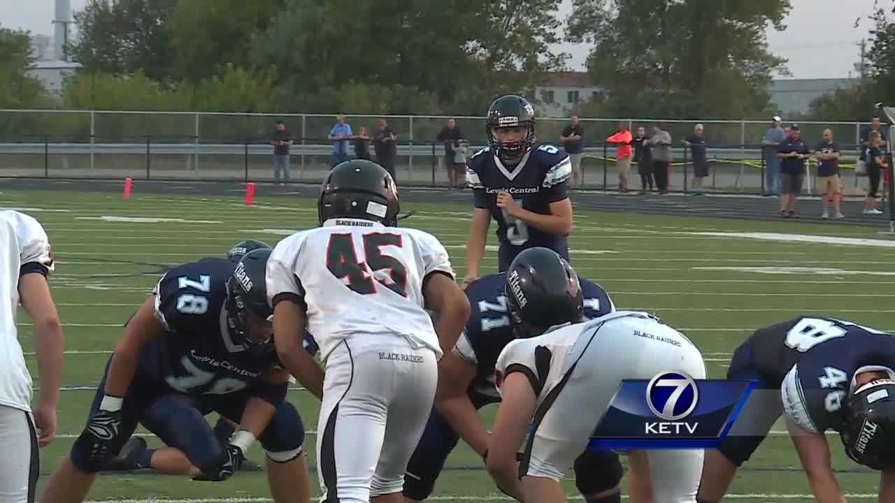 Highlights: Lewis Central stays unbeaten with win over Sioux City East