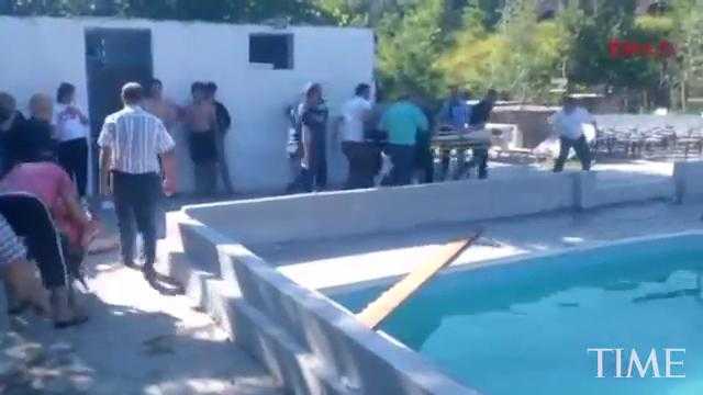 5 people dead after being electrocuted at water park