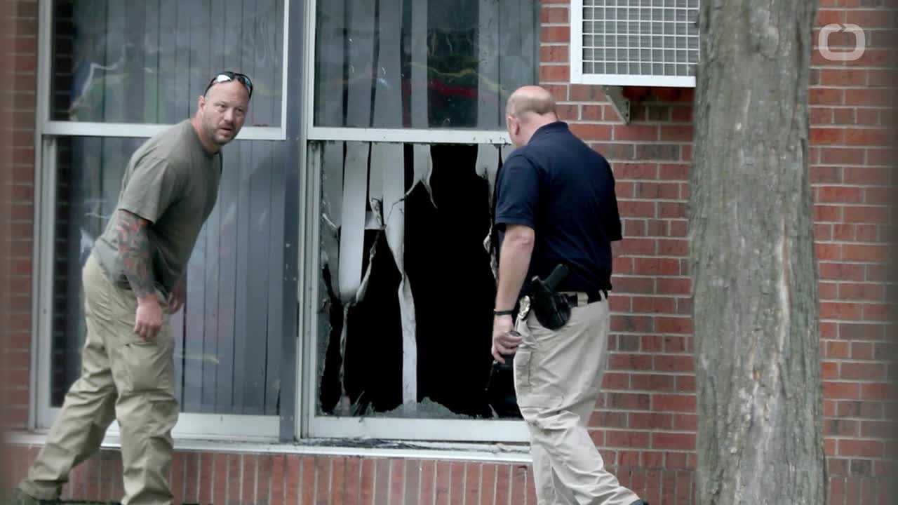 FBI investigating after explosion rips through Minnesota mosque