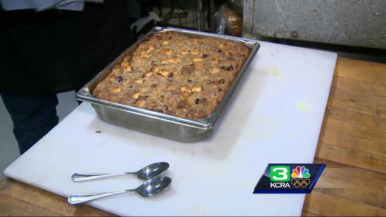 Thanksgiving Feast: Bread pudding with amaretto